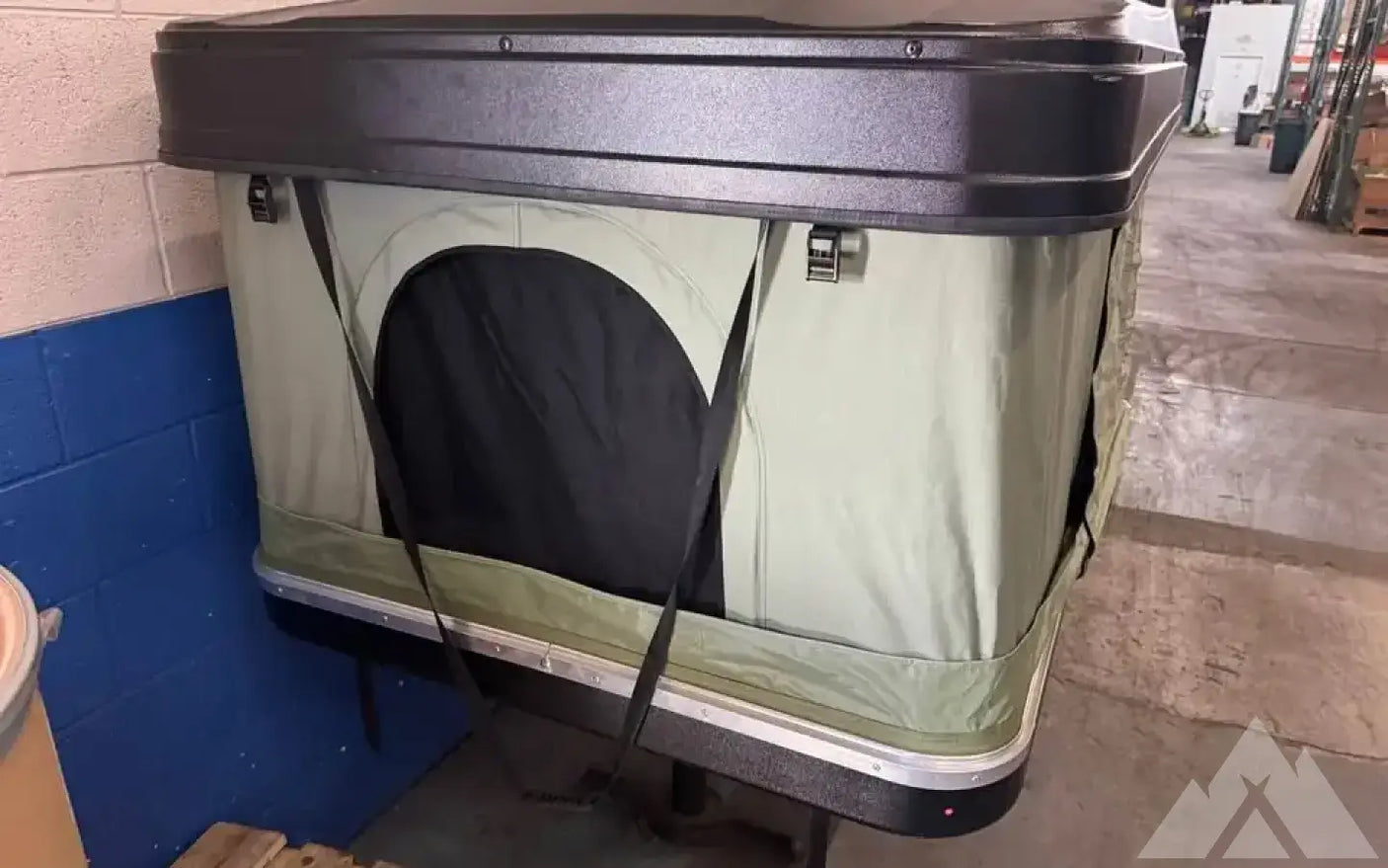 Thule Basin Roof top tent! BRAND NEW IN BOX! — new rooftop tents for sale (photo 6)