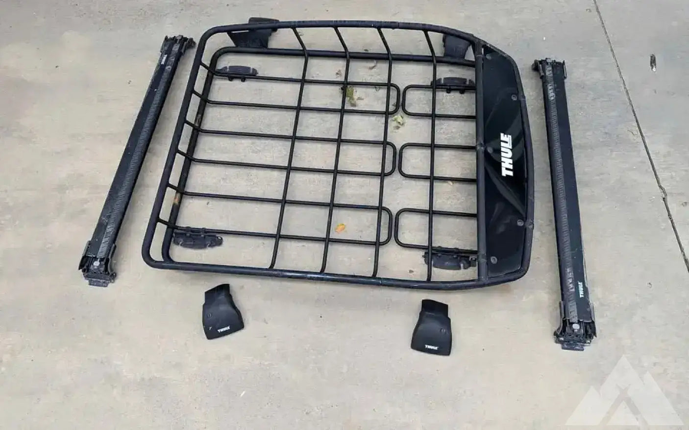 Thule cargo basket — used racks for sale