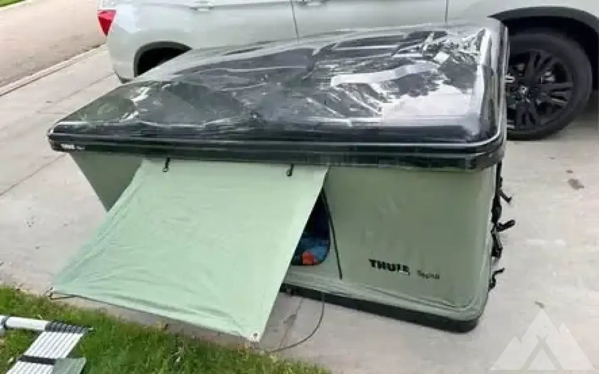 Thule Tepui pop up rooftop tent — used rooftop tents for sale — photo 1