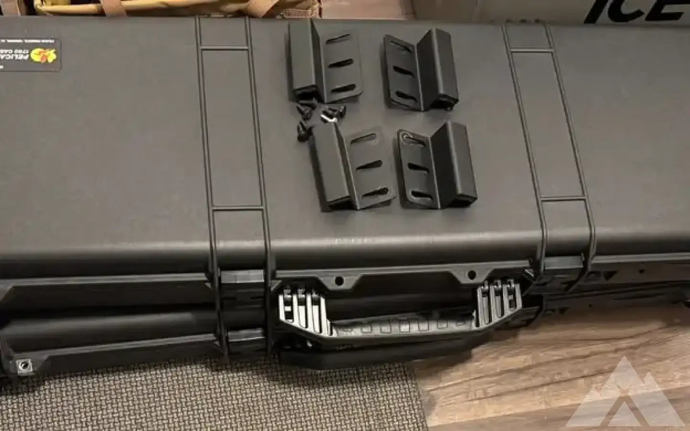 Two Pelican 1750 Protector Long Case and Roof Moun — used cases & cargo boxes for sale (photo 4) — photo 4