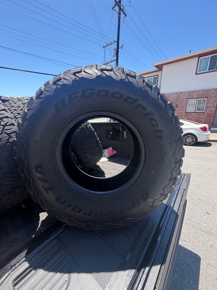 4 tires 37x12.5R17 BFGoodrich All-Terrain T/A KO2 Tires used in San Francisco, CA (photo 3)