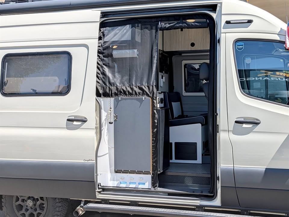 2023 WINNEBAGO REVEL 44E CLASS B MOTORHOME in Dublin, CA (photo 8) — photo 8