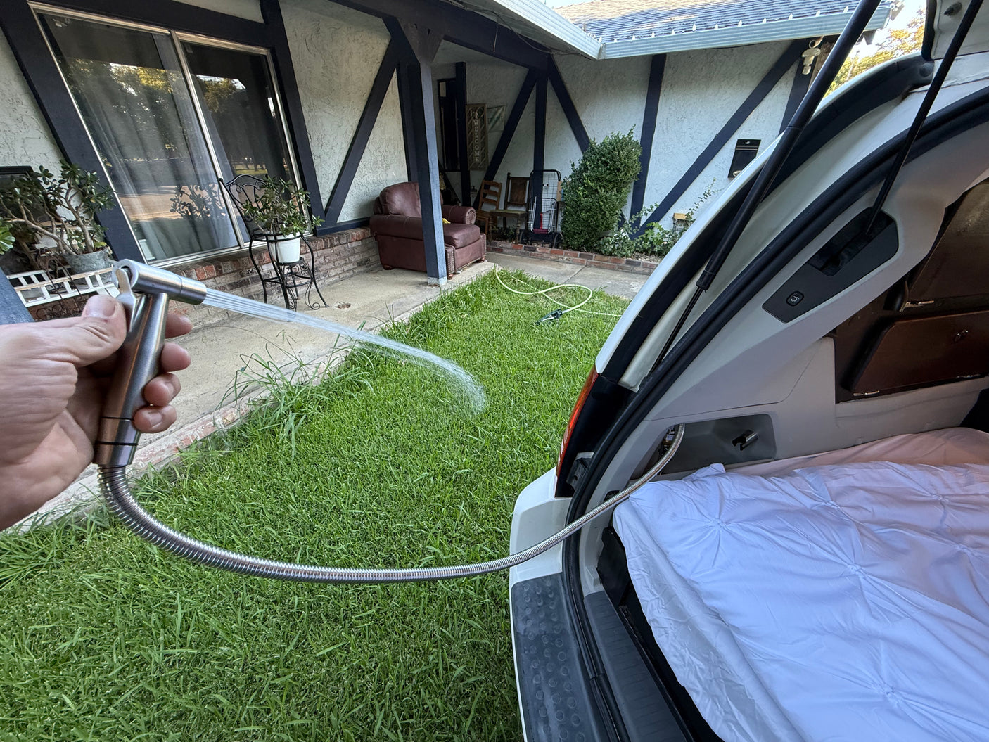 Tiny RV Mini Camper Van – Chrysler Town & Country