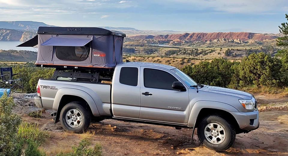 Roofnest Rooftop Tent Sparrow XL in Windsor, CO (photo 1)