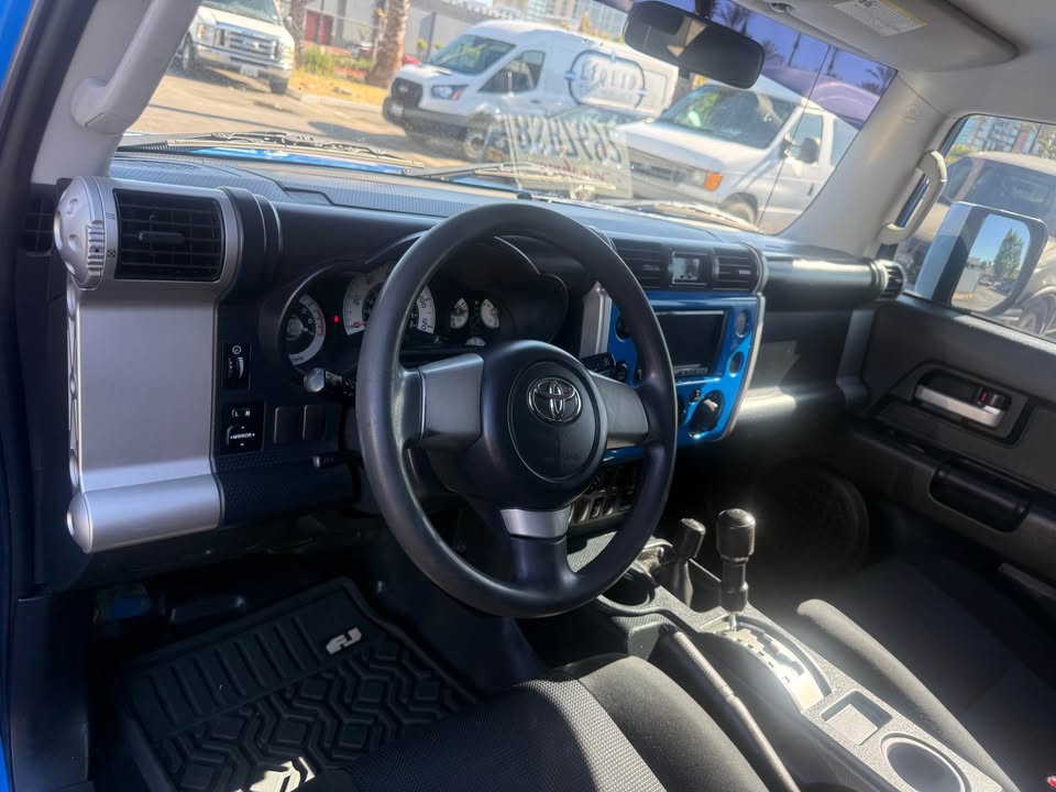 2007 Toyota FJ Cruiser · Sport Utility 2D in Garden Grove, CA (photo 12) — photo 12