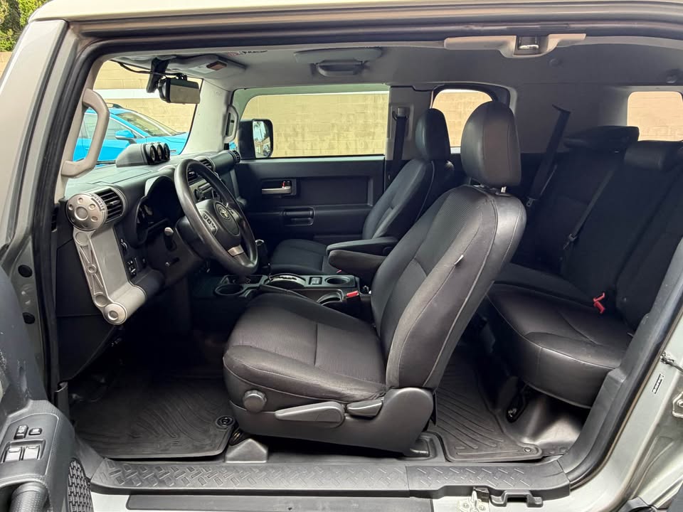 2011 Toyota FJ Cruiser · Sport Utility 2D in Huntington Beach, CA (photo 10) — photo 10