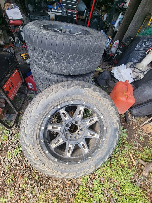 Falken Wildpeak 255/65R17 Tires with Rims — photo 3