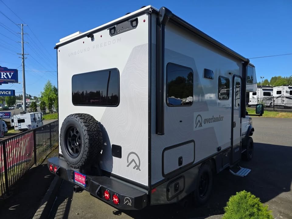 2026 Adventurer Manufacturing Inc. Overlander Ridge XT Class C 4x4 in Kent, WA (photo 3) — photo 3