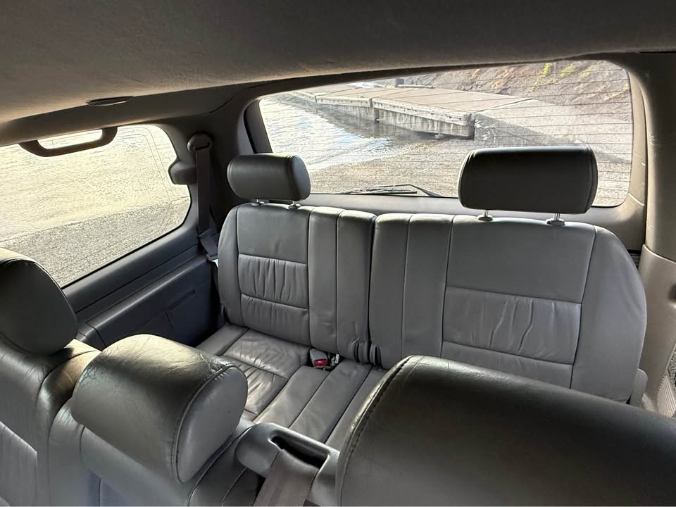 2003 Toyota Landcruiser in Seattle, WA (photo 10) — photo 10