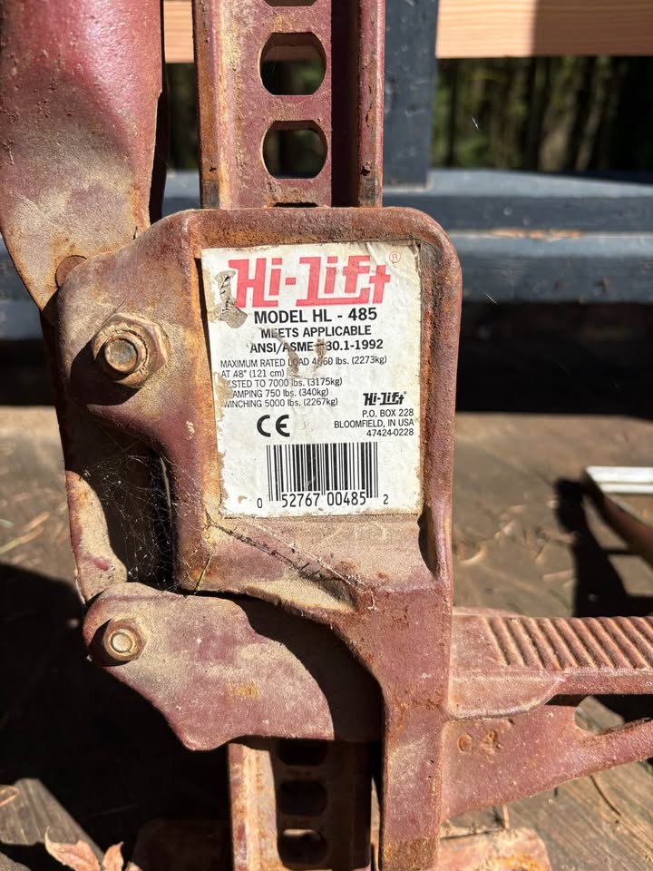 Hi lift Jack & light bar, Clevis in Portland, OR (photo 4) — photo 4
