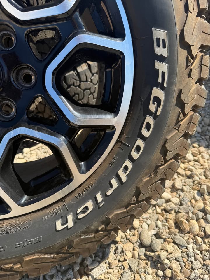 18" OEM Ford F-150 Wheels & BFGoodrich KO2 Tires (LT265/70R18) - Set of 4 in Meridian, ID (photo 4)