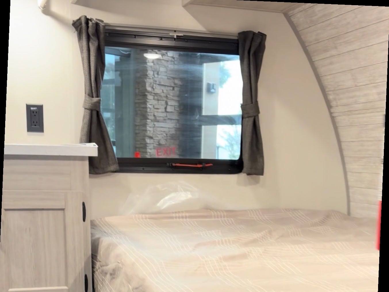 bunk — photo 3