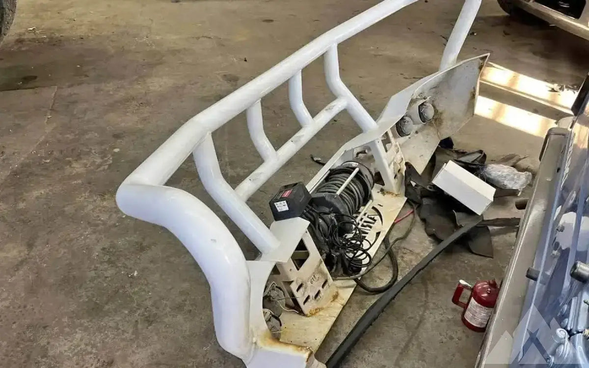 Warn m12 12,000 lb winch — used gear for sale (photo 2) — photo 2
