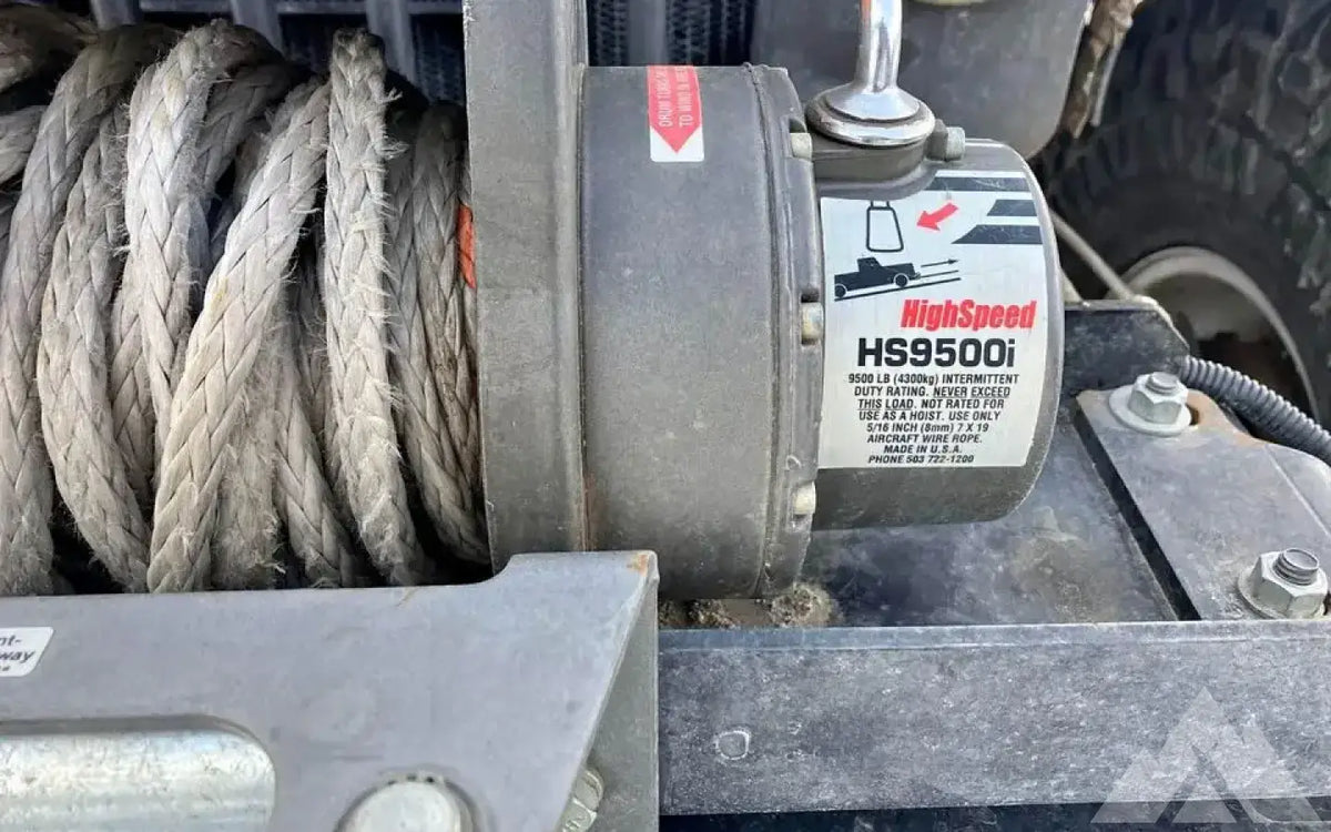 Warn winch — used gear for sale (photo 2) — photo 2