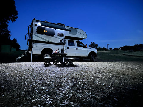 2021 Palamino HS750 F350 4WD Satellite Trail Ready Solar overland rental