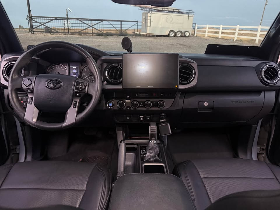 2020 Toyota Tacoma Double Cab · TRD Off-Road Pickup 4D 5 ft in Melba, ID (photo 6)