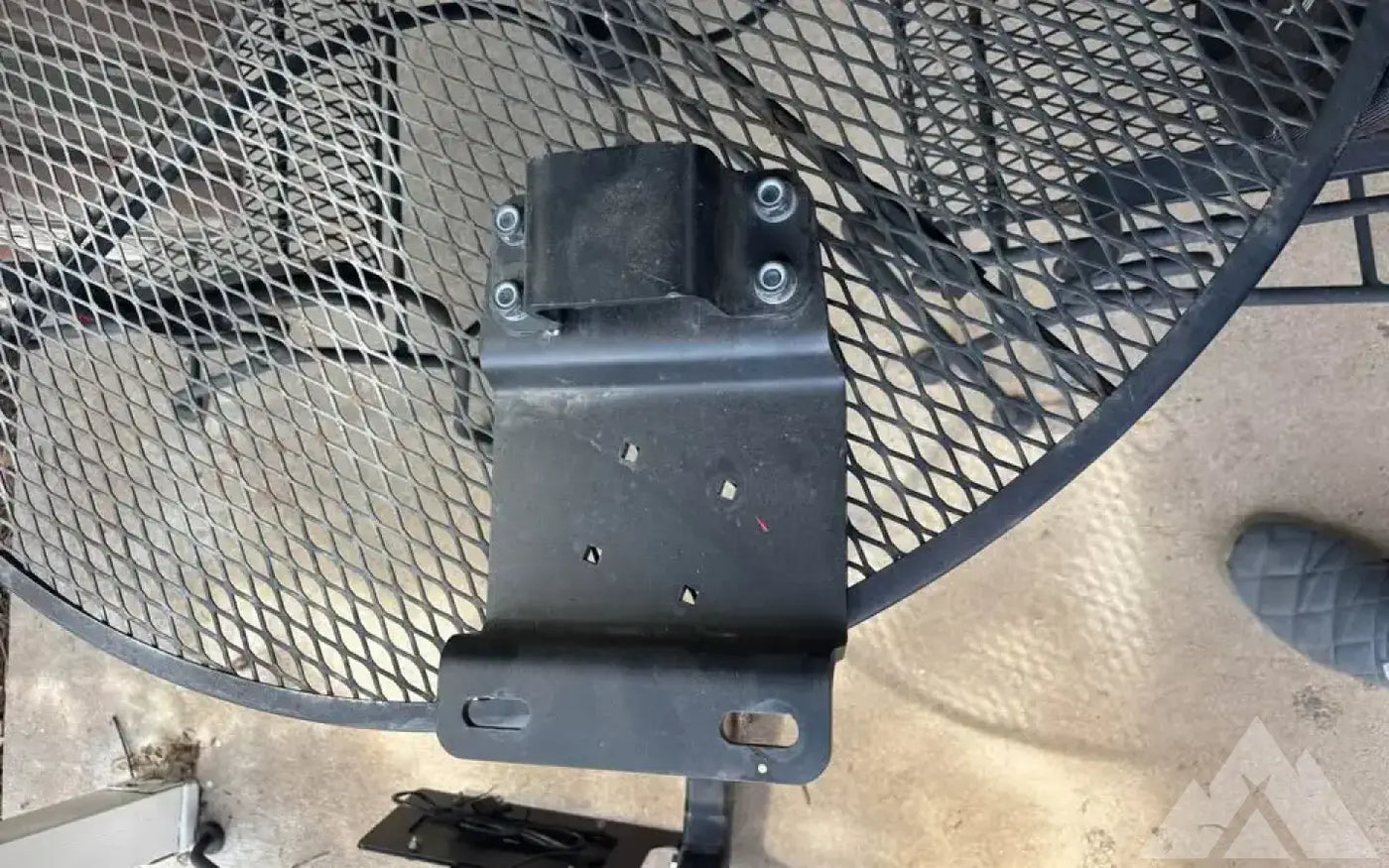 Wilco hitch Tire Carrier w/attachments — used tire carriers & swing outs for sale (photo 7) — photo 7