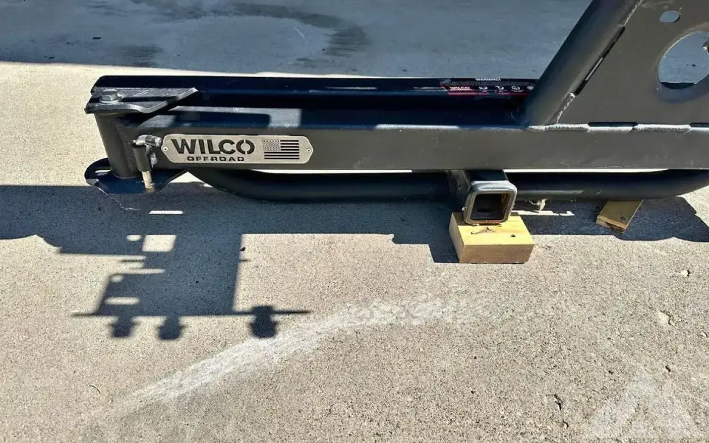 Wilco Hitchgate Tire and Off-road Gear carrier — used tire carriers & swing outs for sale (photo 3)