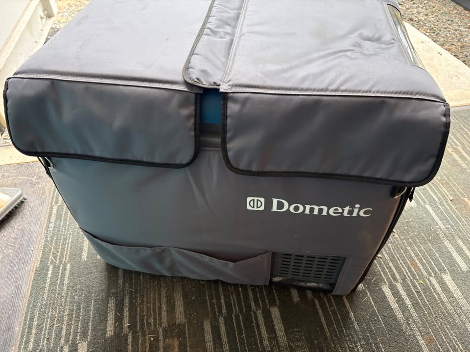 Dometic portable dual-zone electric cooler/freezer in Reno, NV (photo 4)