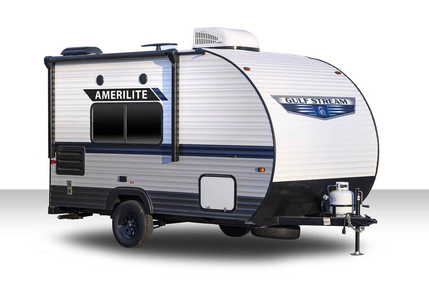 This Gulf Stream Amerilite travel trailer