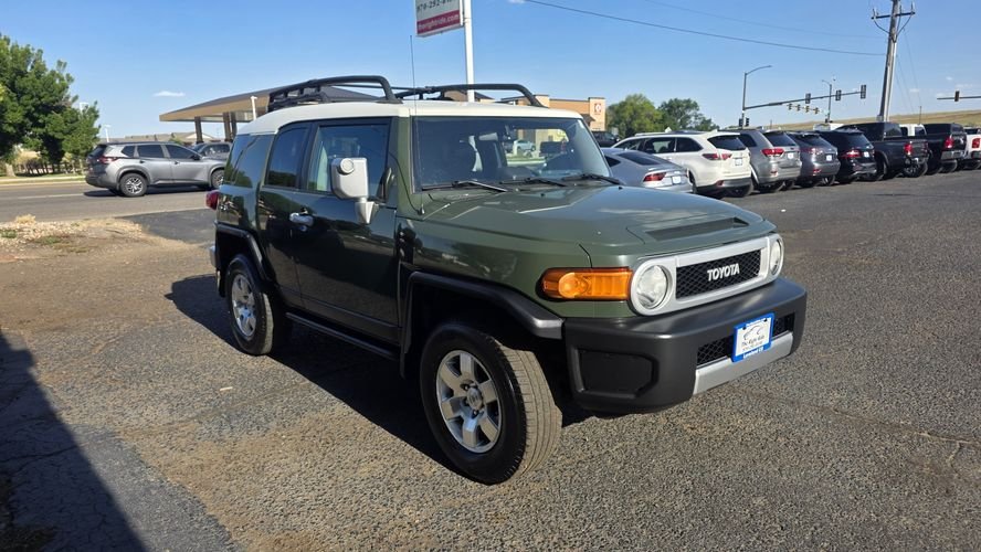 2010 Toyota FJ Cruiser in Johnstown, CO (photo 6)
