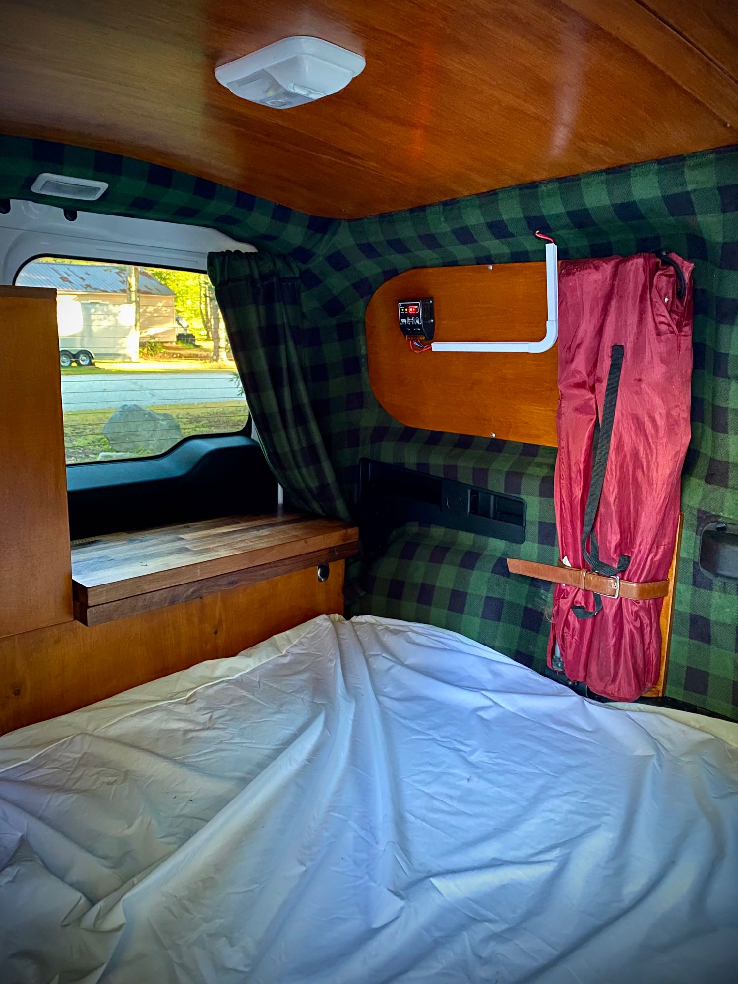 equipped with a roof solar panel