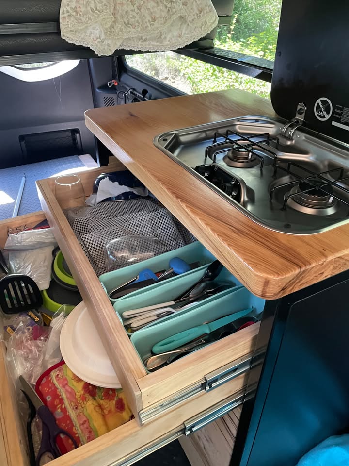 2019 AWD Mercedes Sprinter camper sprinter in Denver, CO (photo 6) — photo 6