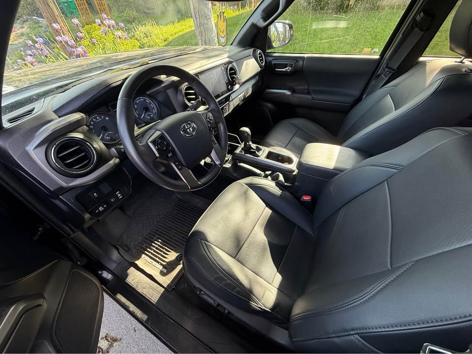 2020 Toyota Tacoma Double Cab · TRD Off-Road Pickup 4D 5 ft in Portland, OR (photo 7) — photo 7