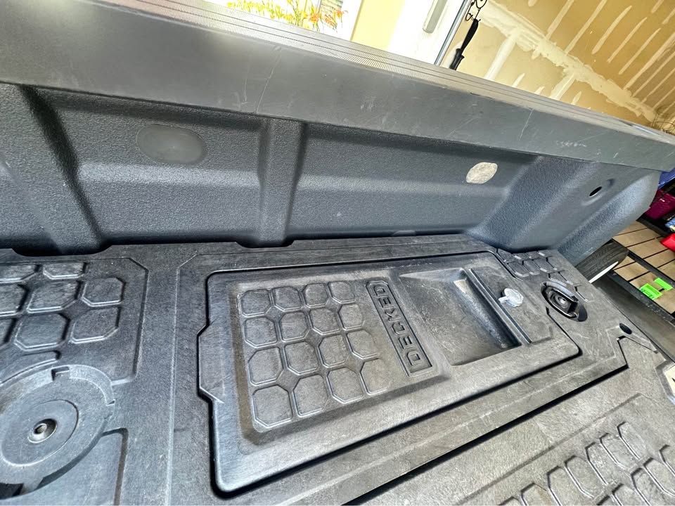 GMC/Chevy Decked Storage System - Like New in Arvada, CO (photo 9) — photo 9