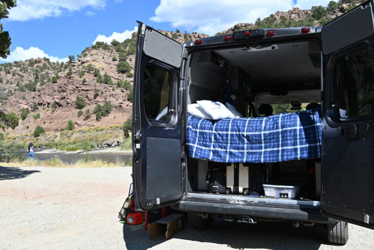 Aerie-1 Campervan Unlimited Miles (Pikes Peak Rental) — photo 18