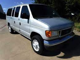 Longs 12-Passenger overland rental