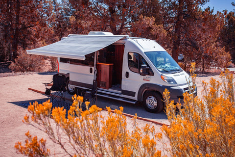 Sea Meets Road - Glamping Dream Van - Indoor Bath overland rental
