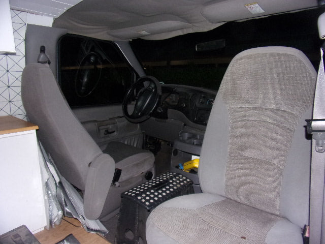 Camping Getaway or Local Swap Meet Van — photo 3