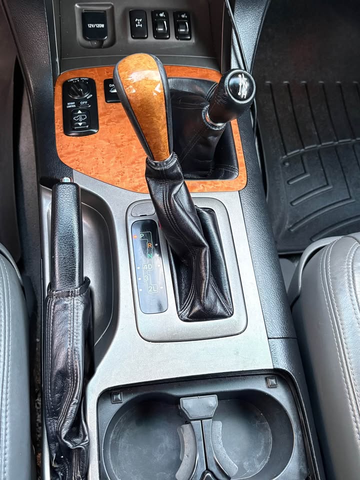 2005 Lexus GX · GX 470 Sport Utility 4D in Reno, NV (photo 8) — photo 8