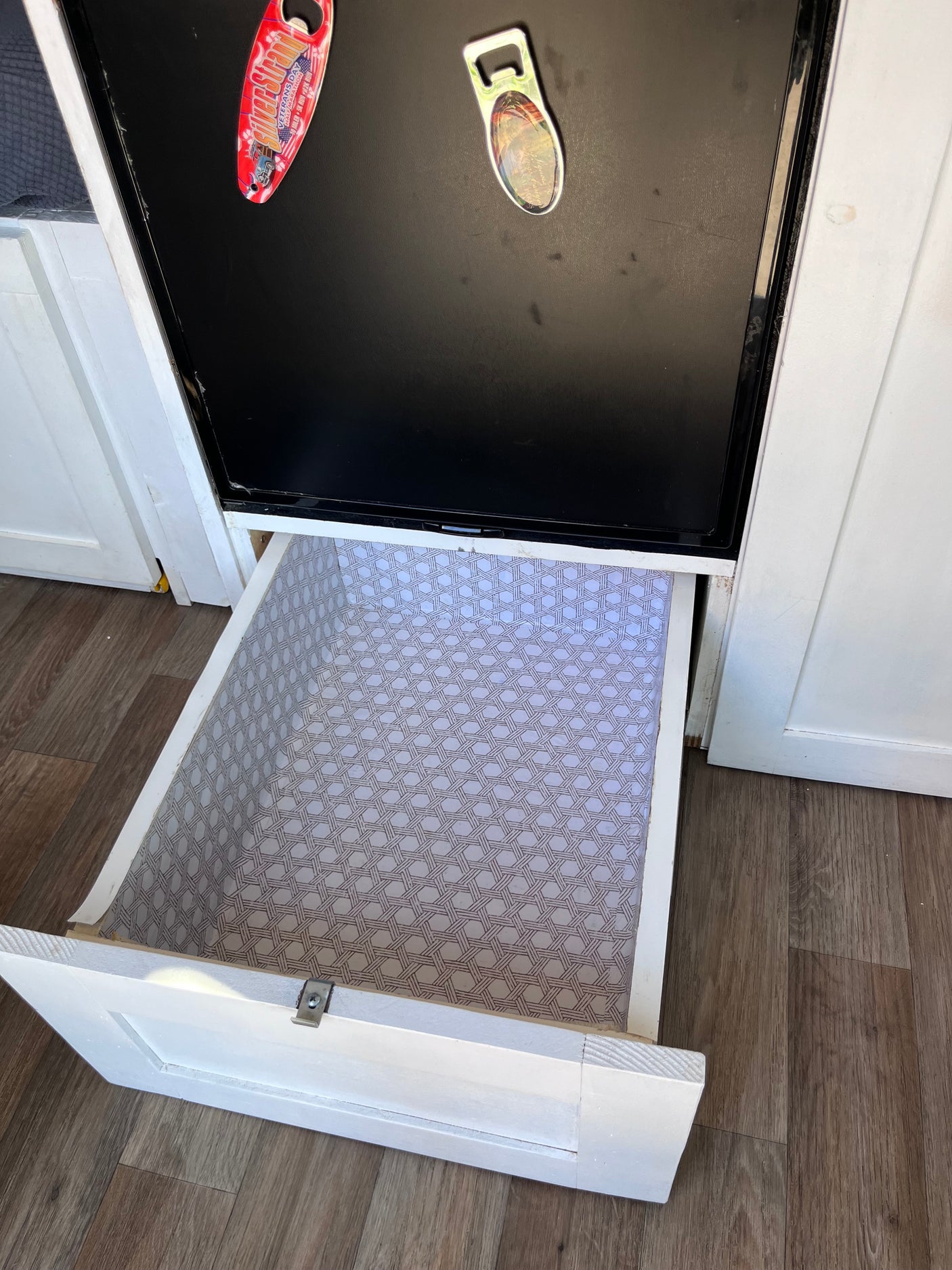 Perfectly Cozy Pet Friendly Off-grid capable 2019 Ford Transit Camper-Van