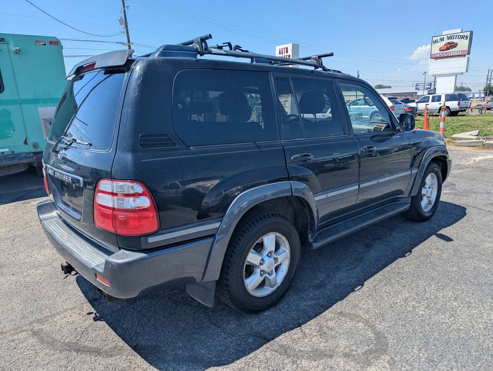 2004 Toyota Landcruiser · Sport Utility 4D in Caldwell, ID (photo 5) — photo 5