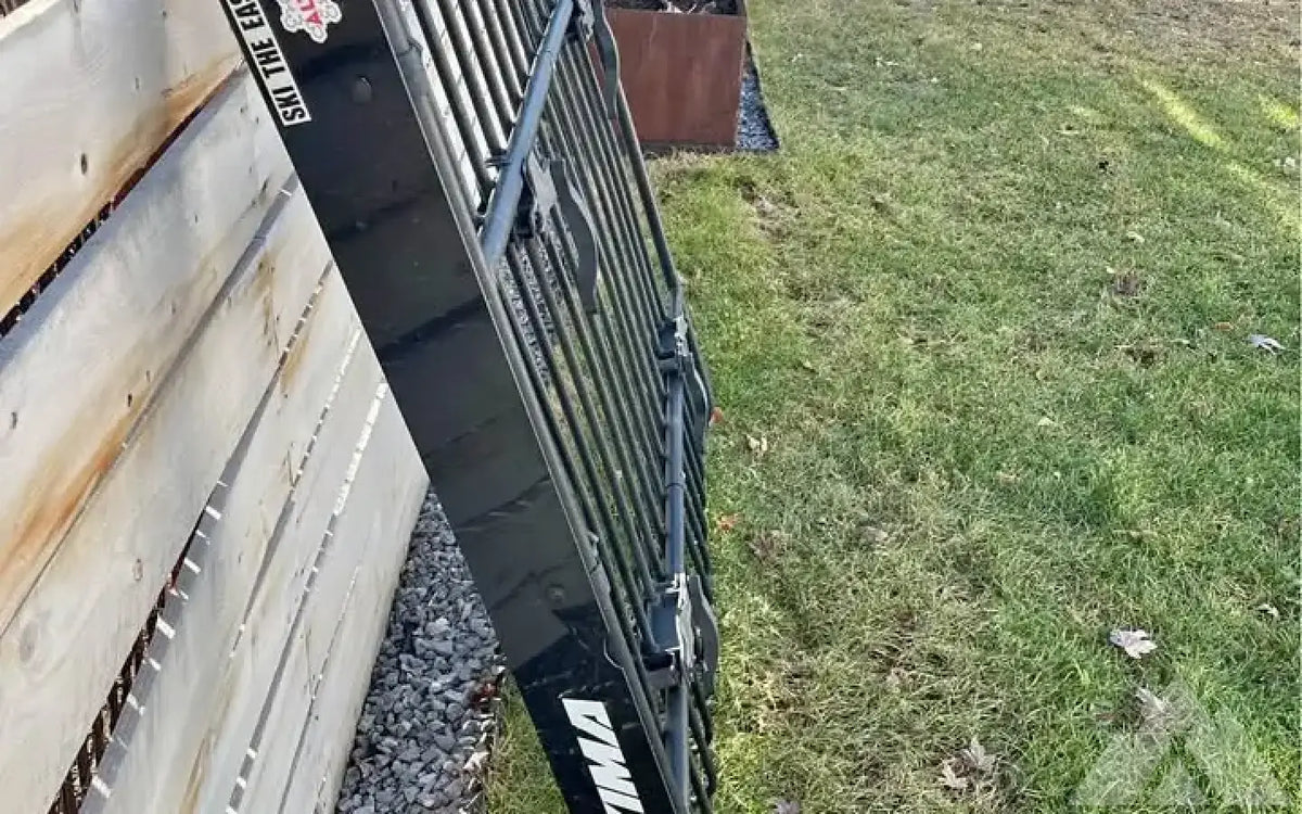 Yakima Megawarrior — used racks for sale (photo 2) — photo 2