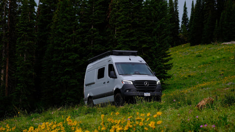 2026 AWD Winnebago Revel 44e "Glaicer" Unlimited Miles-Starlink overland rental