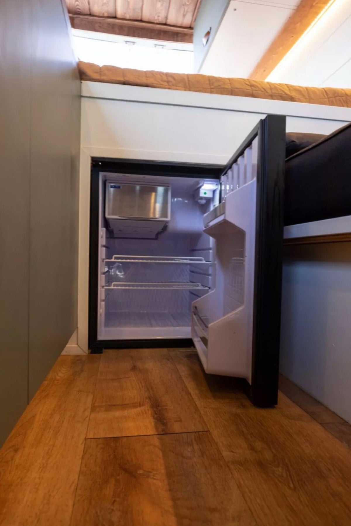 2019 Mercedes "On Par" Sprinter Van — photo 15