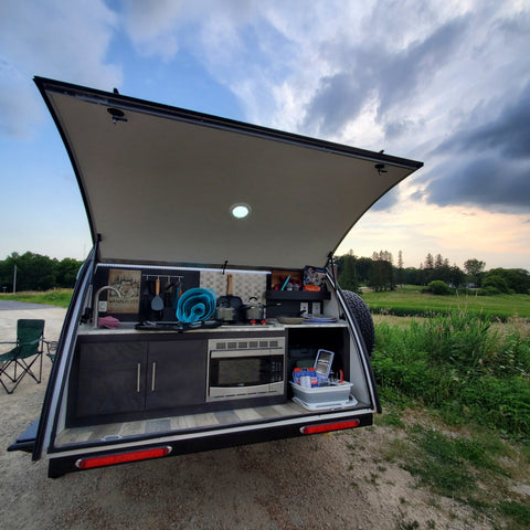 Towbee Boondock and Offroad-friendly, with solar overland rental