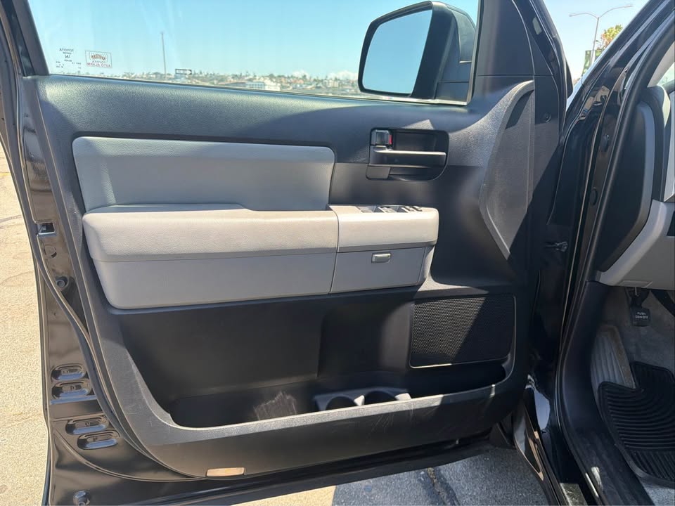 2008 Toyota Sequoia · SR5 in San Diego, CA (photo 11) — photo 11