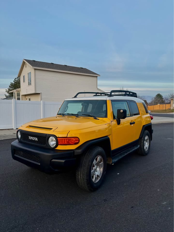 2008 Toyota FJ Cruiser in Salt Lake City, UT (photo 4)