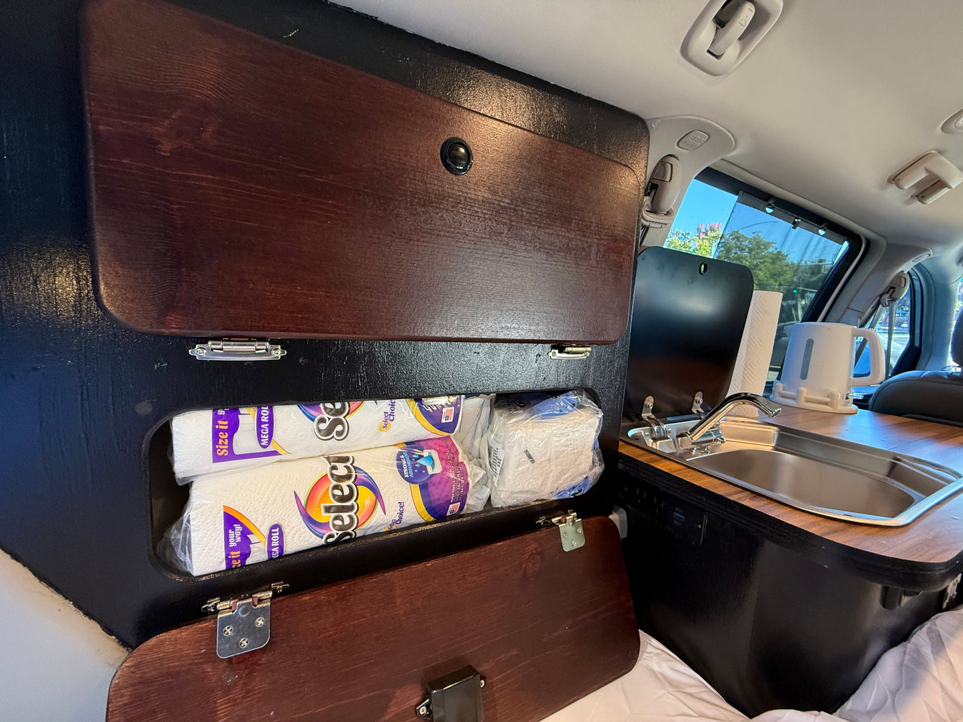Tiny RV Mini Camper Van – Chrysler Town & Country