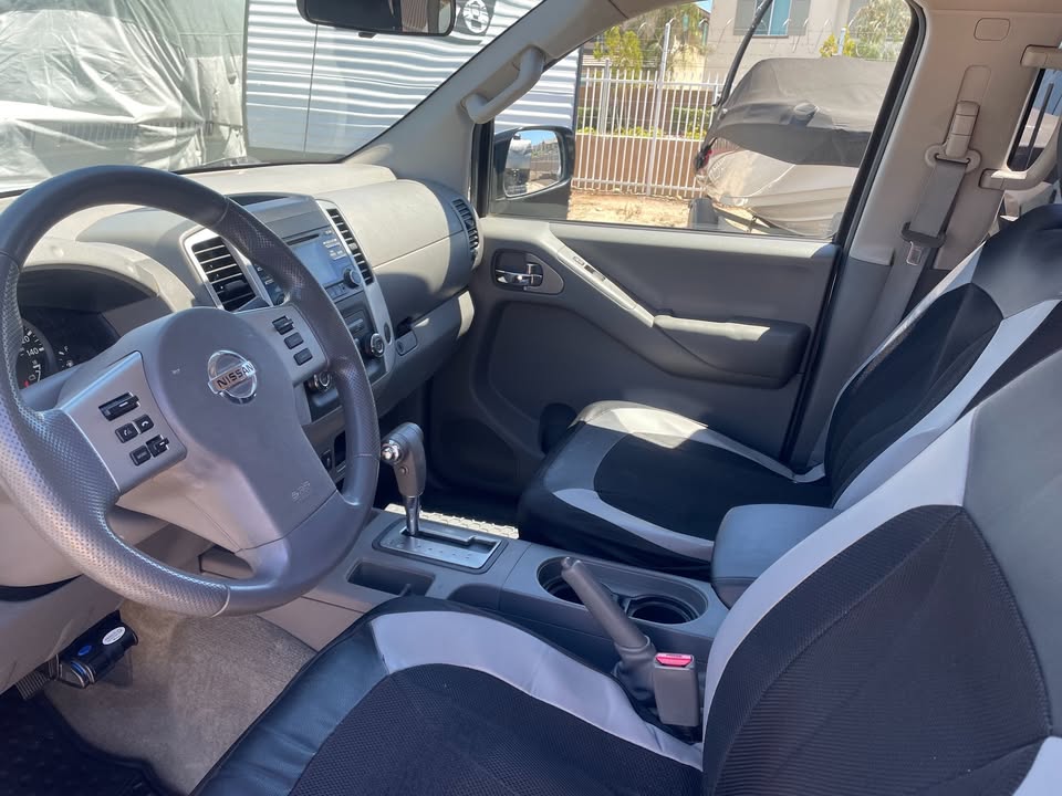 2014 Nissan Frontier SV Crew Cab 4WD in Santee, CA (photo 3) — photo 3