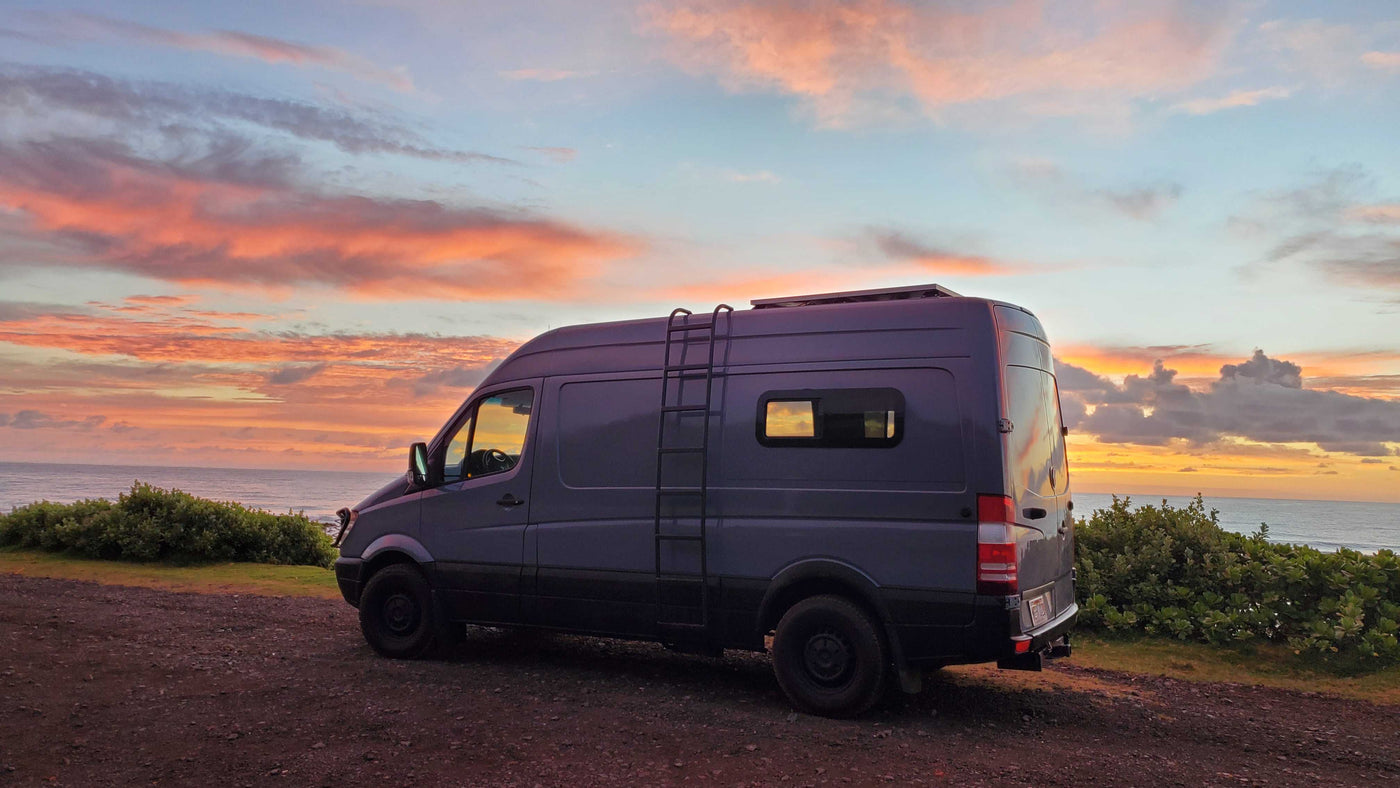"Big Blue" - Custom Vintage Mercedes Campervan! — photo 14