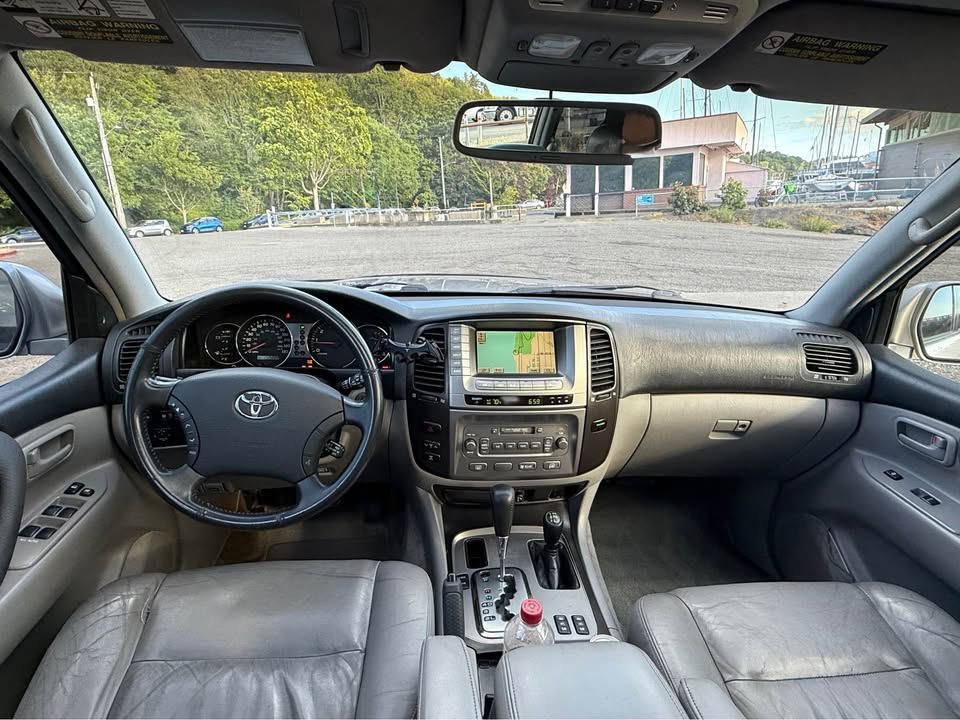 2003 Toyota Landcruiser in Seattle, WA (photo 5) — photo 5