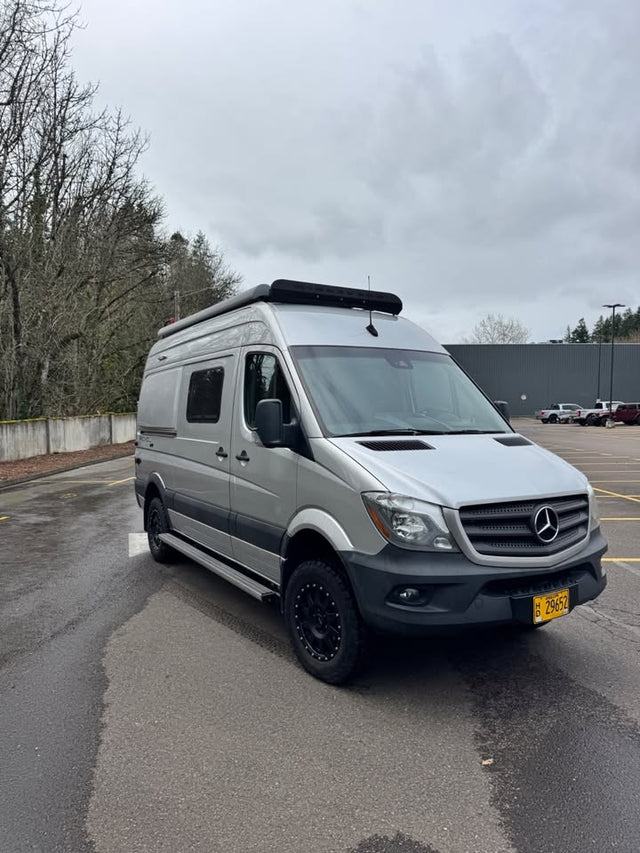 2019 Winnebago revel — photo 2