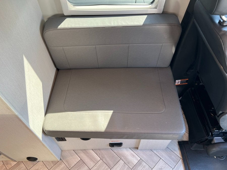 2025 Thor Tranquility 19M AWD in Albuquerque, NM (photo 9) — photo 9