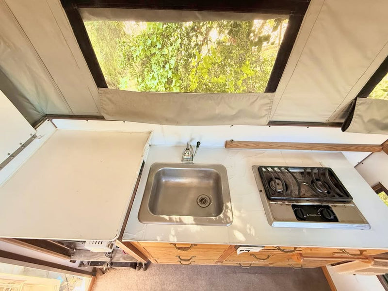 Pop-up Camper in Los Altos, CA (photo 7) — photo 7