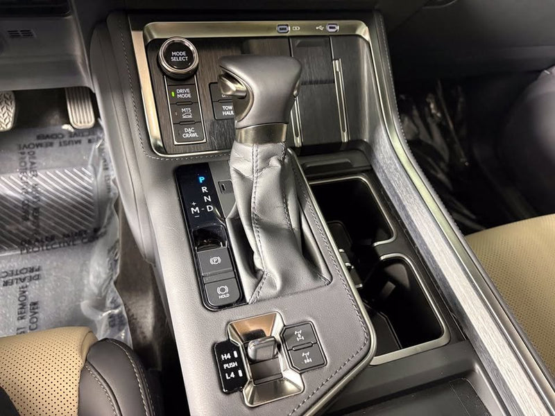 2025 Lexus GX 550 Overtrail+ 4WD in Colorado Springs, CO (photo 10) — photo 10
